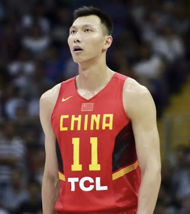 易建聯(lián)最新情況，籃球巨星的新征程